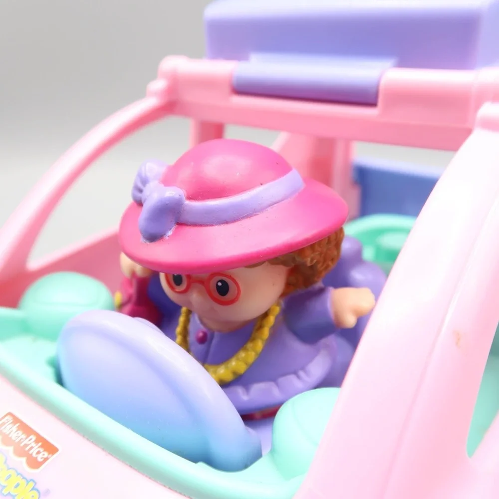 2009 Fisher-Price Little People Pink SUV Car w Mom Woman Figure Sound